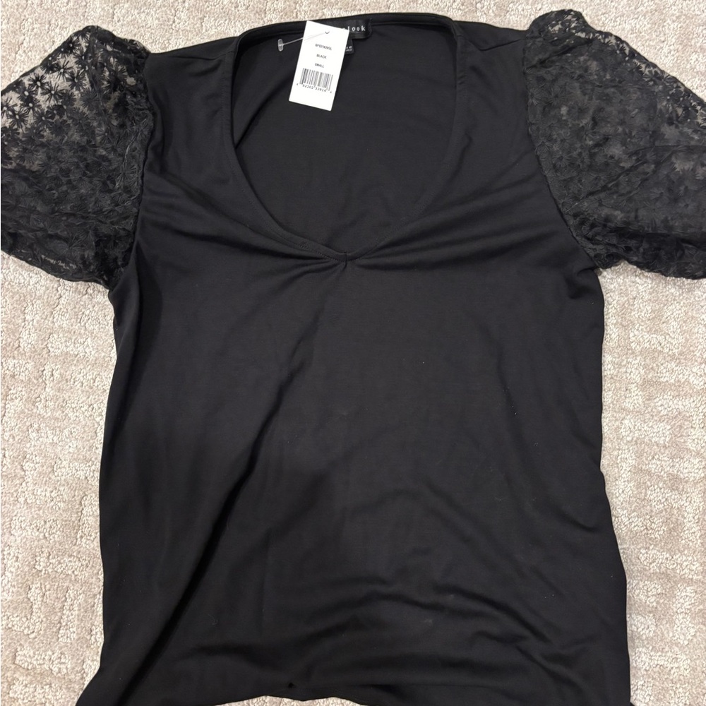 NWT gibson look puff sleeve tee